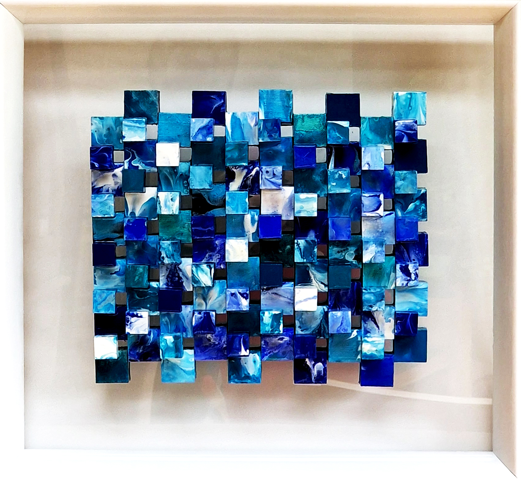 4. Variation of blues Plexiglas 48 x 44 cm 1