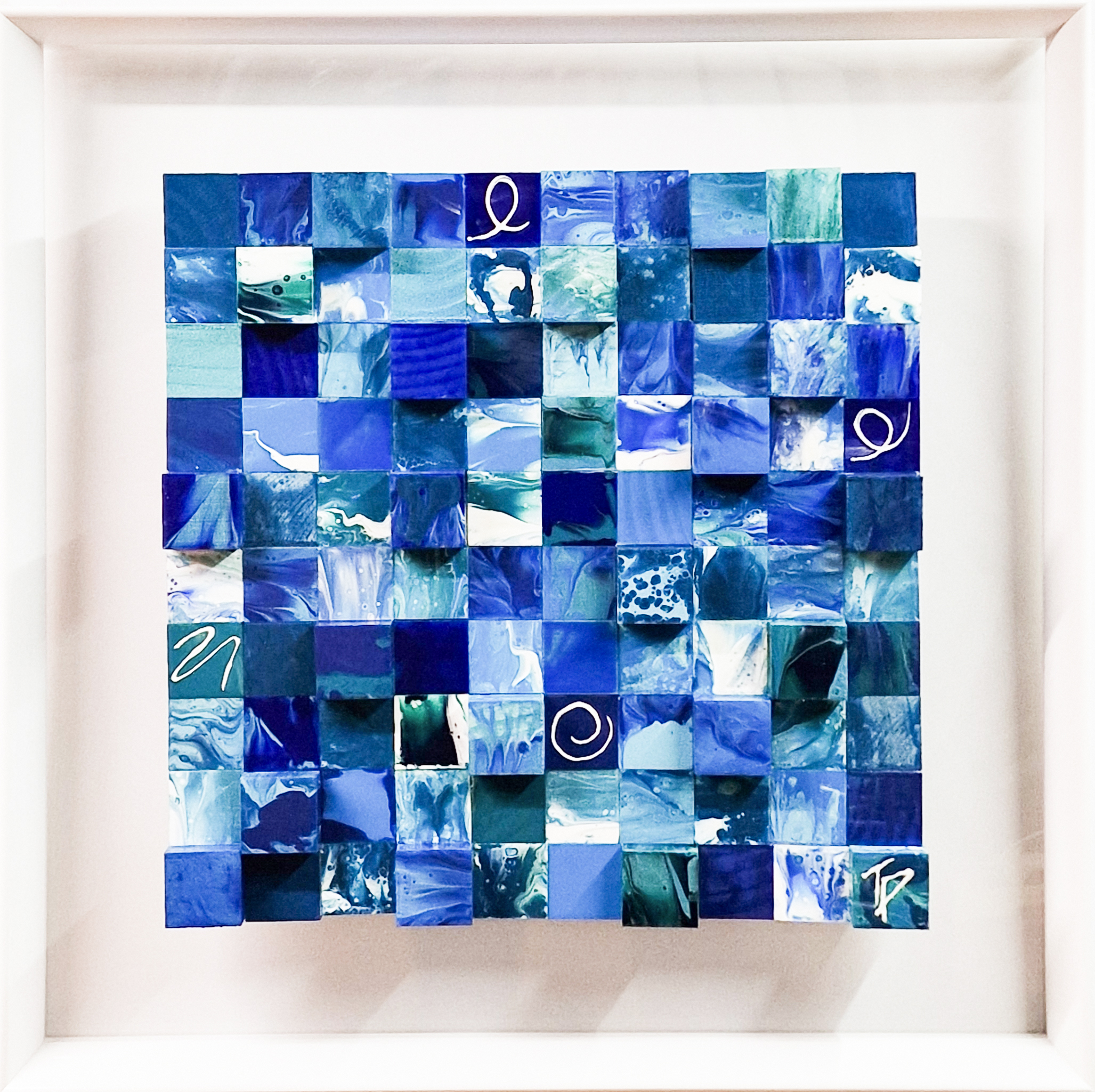 8. Blue geometric Plexiglas transparent 73 x 73 cm 1300 E